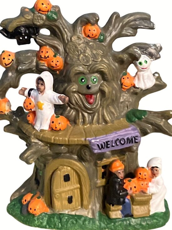 Unbranded Other - Halloween Tree Figurine With Pumpkins and Ghosts Welcome Sign